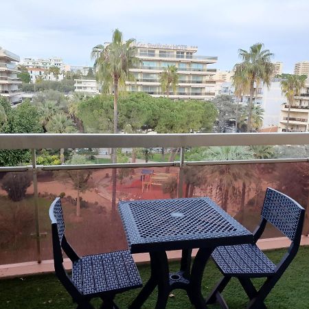 Appartement 2 Pieces Meubles A Juan Les Pins Antibes Kültér fotó