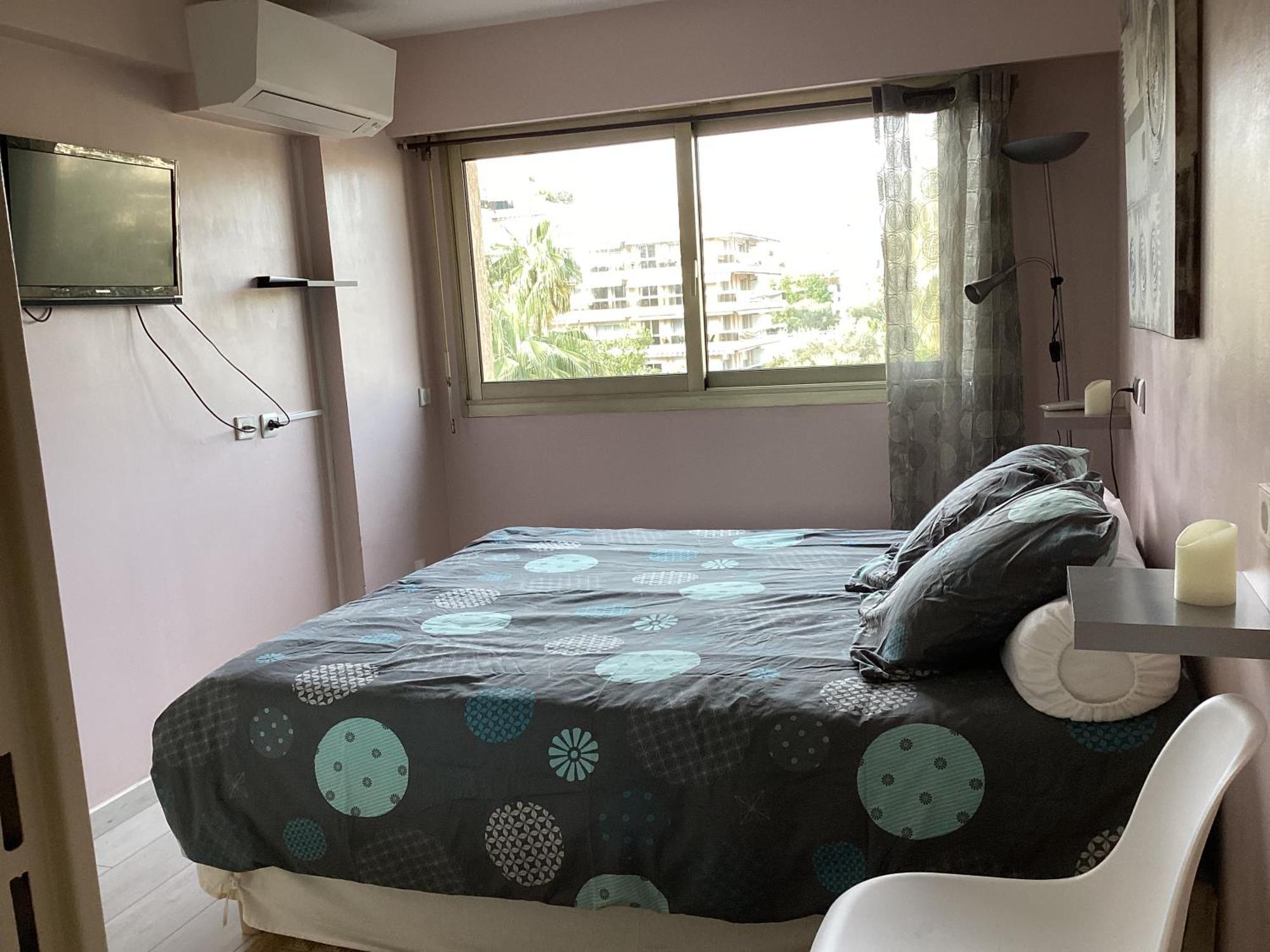 Appartement 2 Pieces Meubles A Juan Les Pins Antibes Kültér fotó